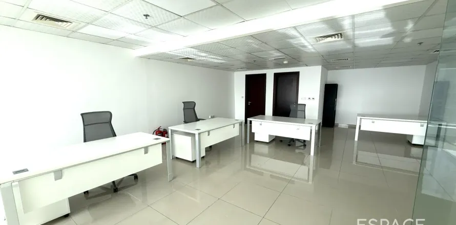 Office in Jumeirah Lake Towers, Dubai 107 sq.m. № 62070