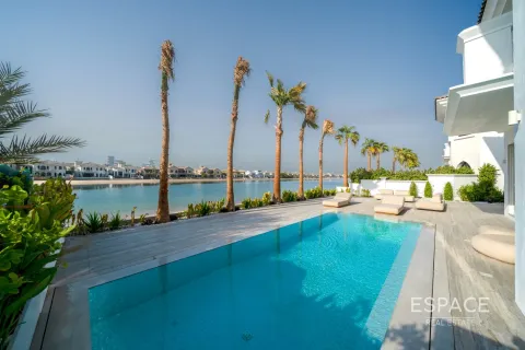 Villa en Palm Jumeirah, Dubai, 4 dormitorios, 483 m², № 62075 - foto 19