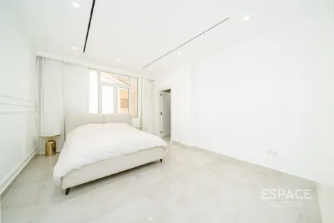 Villa en Palm Jumeirah, Dubai, 4 dormitorios, 483 m², № 62075 - foto 13