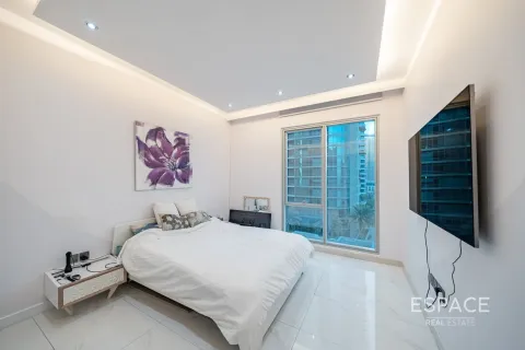 Снять в аренду квартиру в Дубай Марине, Дубай: 3 спальни, 195м², № 62073 - фото 11