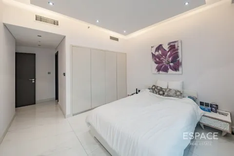 Снять в аренду квартиру в Дубай Марине, Дубай: 3 спальни, 195м², № 62073 - фото 10