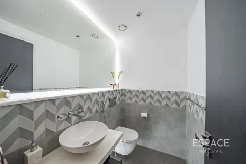 Снять в аренду квартиру в Дубай Марине, Дубай: 3 спальни, 195м², № 62073 - фото 12