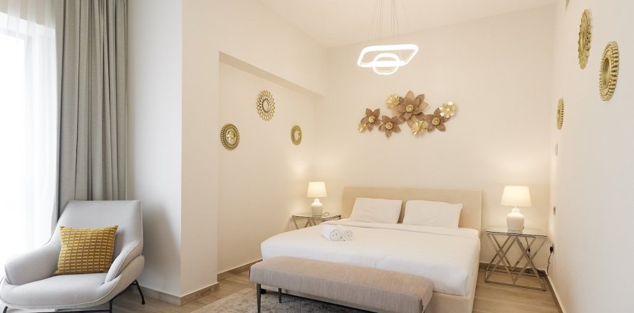 Appartement à Dubai, 2 chambres, 130 m², № 5445