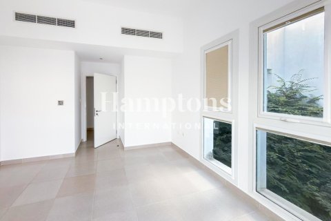 Townhouse in Al Quoz Industrial Area, Al Quoz, Dubai 5 bedrooms, 365.94956215 sq.m. № 74378 - photo 3