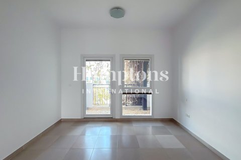 Townhouse in Al Quoz Industrial Area, Al Quoz, Dubai 5 bedrooms, 365.94956215 sq.m. № 74378 - photo 13