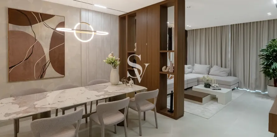 Apartment in Dubai Land, Dubai 2 bedrooms, 140 sq.m. № 67777