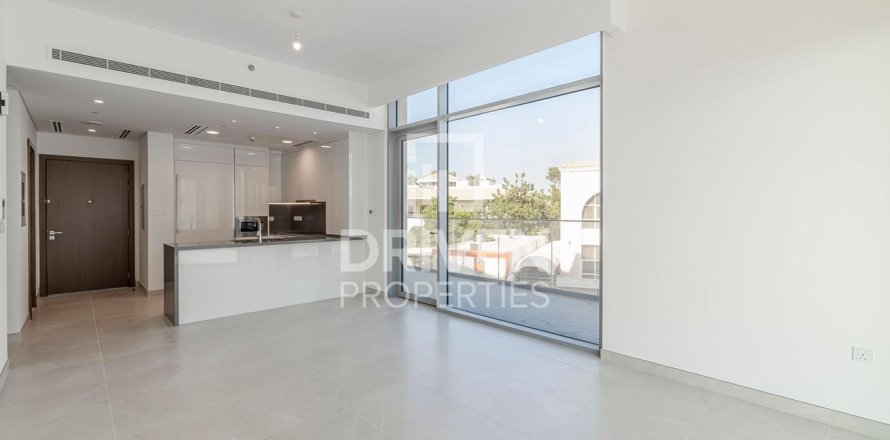 Apartment in Al Wasl, Dubai 2 bedrooms, 228 sq.m. № 19579