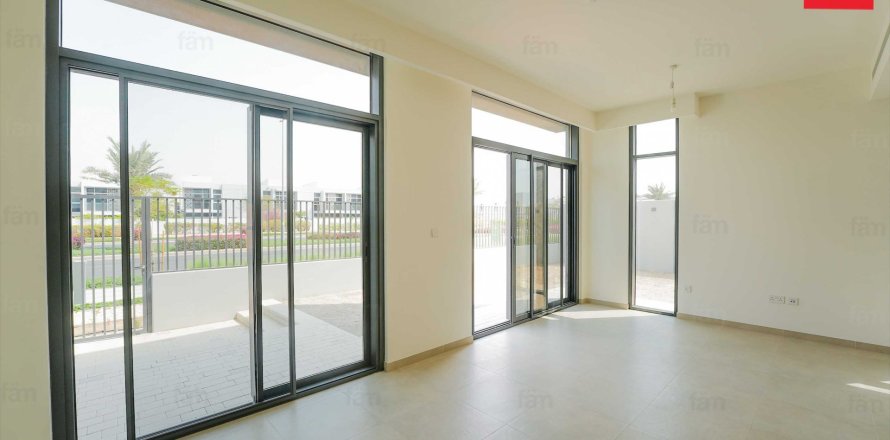 Townhouse in Dubai 4 bedrooms, 270.5 sq.m. № 52354
