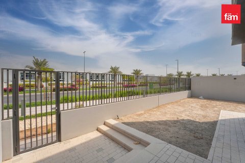 Townhouse in Dubai 4 bedrooms, 270.5 sq.m. № 52354 - photo 13