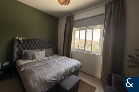 Villa in Dubai Land, Dubai 4 bedrooms, 223 sq.m. № 98407 - photo 14