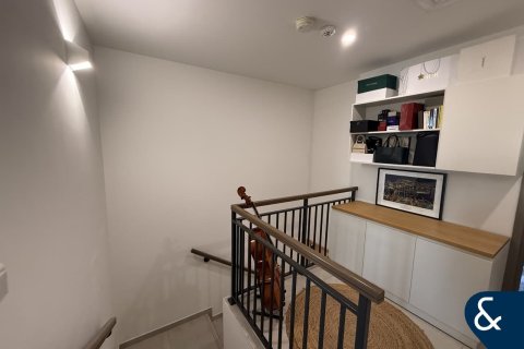 Villa in Dubai Land, Dubai 4 bedrooms, 223 sq.m. № 98407 - photo 12