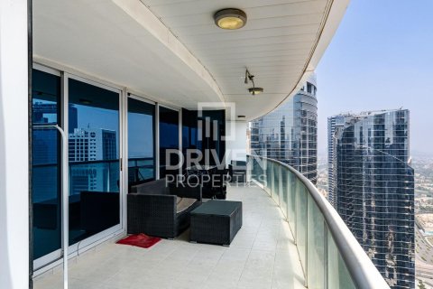 Apartment in Jumeirah Lake Towers, Dubai 3 bedrooms, 142.14 sq.m. № 137129 - photo 8