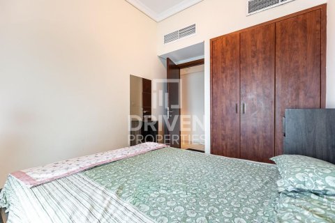 Apartment in Jumeirah Lake Towers, Dubai 3 bedrooms, 142.14 sq.m. № 137129 - photo 3