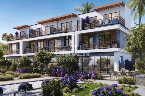 Villa in Dubai 4 bedrooms, 170.2 sq.m. № 137138 - photo 2