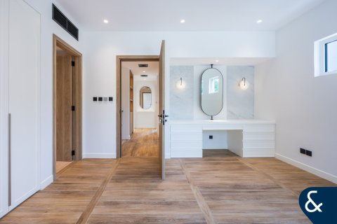 Купить виллу в The Springs, Дубай: 4 спальни, 210м², № 78854 - фото 21