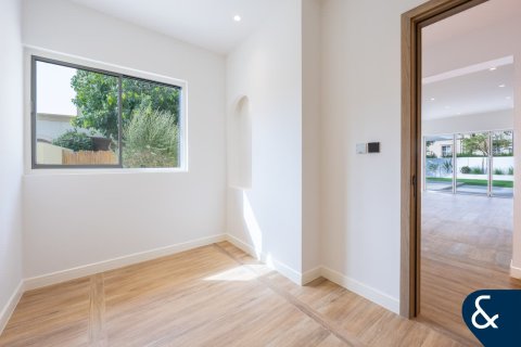 Купить виллу в The Springs, Дубай: 4 спальни, 210м², № 78854 - фото 10