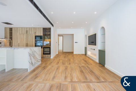 Купить виллу в The Springs, Дубай: 4 спальни, 210м², № 78854 - фото 4