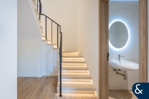 Купить виллу в The Springs, Дубай: 4 спальни, 210м², № 78854 - фото 13