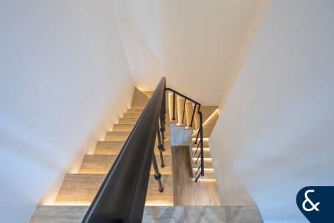 Купить виллу в The Springs, Дубай: 4 спальни, 210м², № 78854 - фото 29