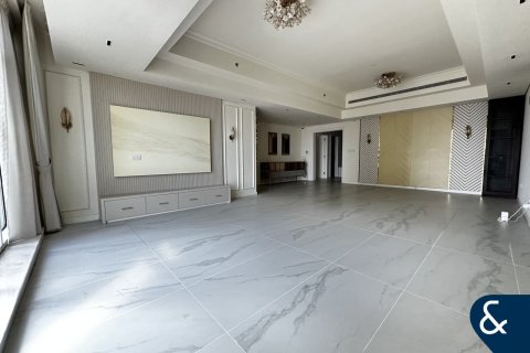 Apartamento en Jumeirah Lake Towers, Dubai, 3 dormitorios, 260 m², № 78855 - foto 1