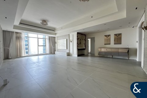 Apartamento en Jumeirah Lake Towers, Dubai, 3 dormitorios, 260 m², № 78855 - foto 2