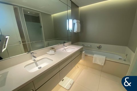 Снять в аренду квартиру в Даунтаун Дубай (Даунтаун Бурдж Дубай), Дубай: 2 спальни, 129м², № 91649 - фото 12