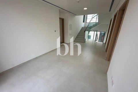 Townhouse in Arabian Ranches 3, Dubai 4 bedrooms, 381 sq.m. № 58711 - photo 5
