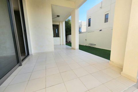 Villa à Dubai, 4 chambres, 401 m², № 97210 - photo 4