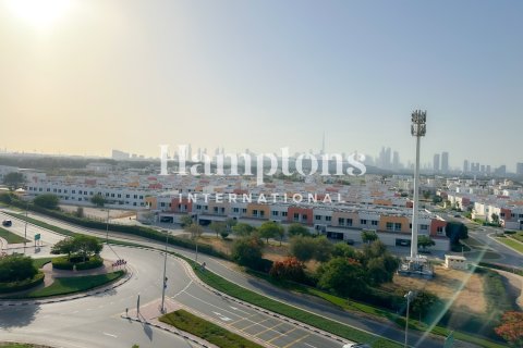 Снять в аренду квартиру в Nad Al Sheba 1, Nadd Al Sheba, Дубай: 1 спальня, 79.98948300м², № 110440 - фото 2
