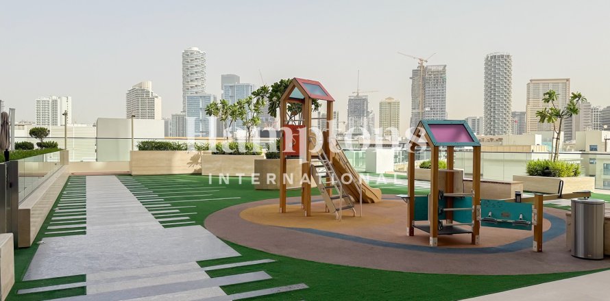 Apartment in FIVE at Jumeirah Village Circle, Jumeirah Village Circle, Dubai 2 bedrooms, 142.606 sq.m. № 110442
