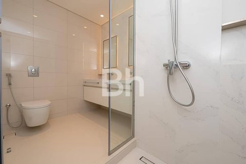 Apartment in Dubai Harbour, Dubai 3 bedrooms, 179 sq.m. № 57269 - photo 13
