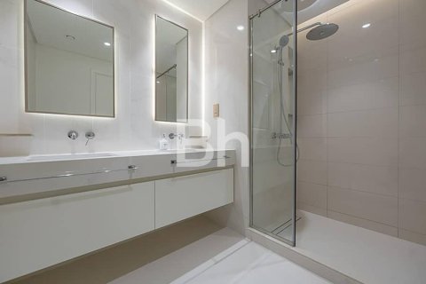 Apartment in Dubai Harbour, Dubai 3 bedrooms, 179 sq.m. № 57269 - photo 12