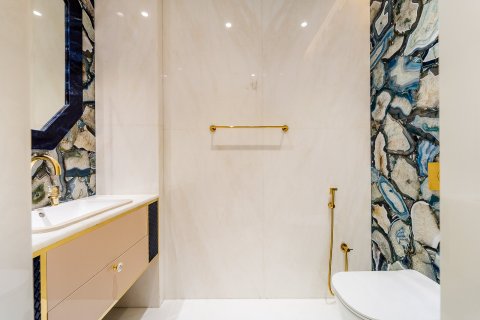 Apartment in Palm Jumeirah, Dubai 3 bedrooms, 317 sq.m. № 96943 - photo 22