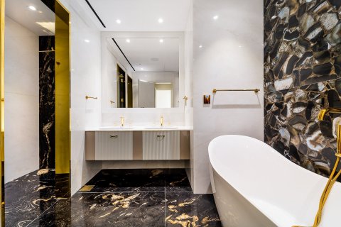 Apartment in Palm Jumeirah, Dubai 3 bedrooms, 317 sq.m. № 96943 - photo 12