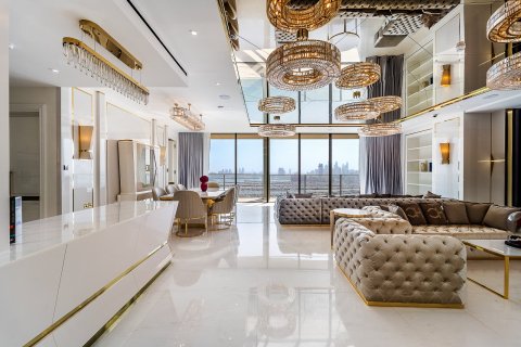 Apartment in Palm Jumeirah, Dubai 3 bedrooms, 317 sq.m. № 96943 - photo 3