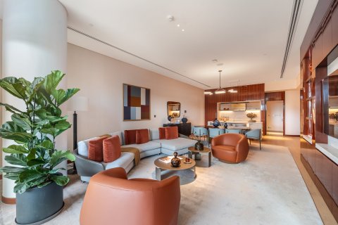 Apartment in Jumeirah, Dubai 4 bedrooms, 516 sq.m. № 96942 - photo 11