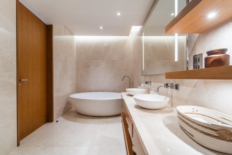 Apartment in Palm Jumeirah, Dubai 4 bedrooms, 538 sq.m. № 96946 - photo 20