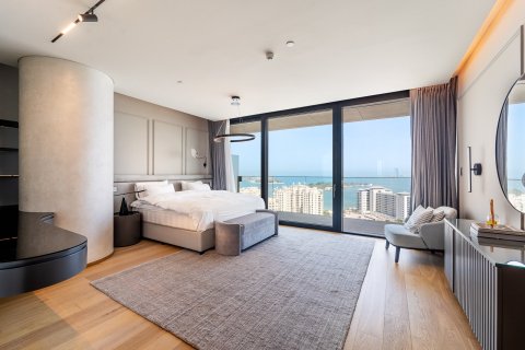 Apartment in Palm Jumeirah, Dubai 4 bedrooms, 538 sq.m. № 96946 - photo 17