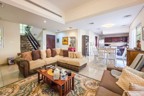 تاون هاوس في Dubai Sports City, دبي 3 غرف نوم, 251 م² رقم 96947 - صورة 2