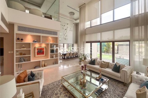 Снять в аренду виллу в Meydan, Дубай: 6 спален, 586м², № 44884 - фото 5