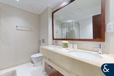 Apartment in Marina Promenade, Dubai Marina, Dubai 2 bedrooms, 127 sq.m. № 76614 - photo 10