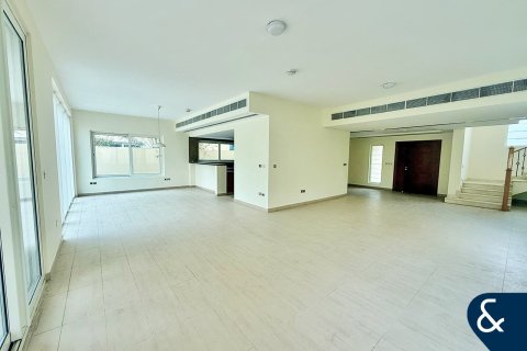 Villa in Legacy Nova Villas, Jumeirah Park, Dubai 4 bedrooms, 516 sq.m. № 76615 - photo 2