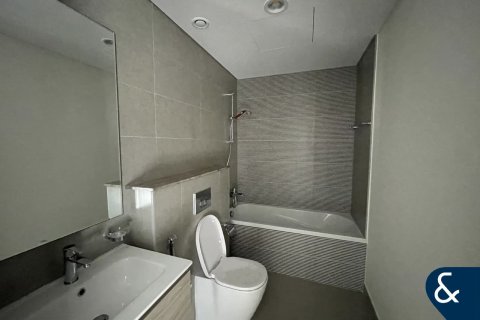 Townhouse in DAMAC Hills (Akoya by DAMAC), Dubai 3 bedrooms, 150 sq.m. № 76617 - photo 13