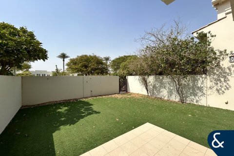 Villa in Mira, Reem, Dubai 3 bedrooms, 203 sq.m. № 76613 - photo 3