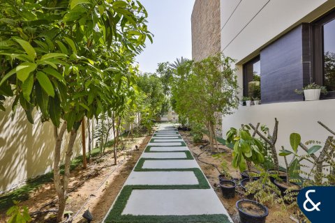 Villa in DAMAC Hills (Akoya by DAMAC), Dubai 6 bedrooms, 1000 sq.m. № 76612 - photo 19