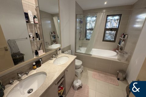 Villa in Mira Oasis, Reem, Dubai 3 bedrooms, 281 sq.m. № 76616 - photo 11