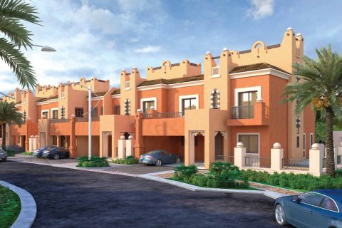 Villa in Dubai Sports City, Dubai 4 bedrooms, 310 sq.m. № 92440 - photo 2
