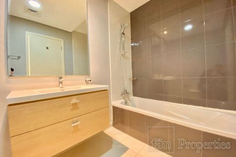 Снять в аренду квартиру в Дубае: 3 спальни, 193.1м², № 84690 - фото 14