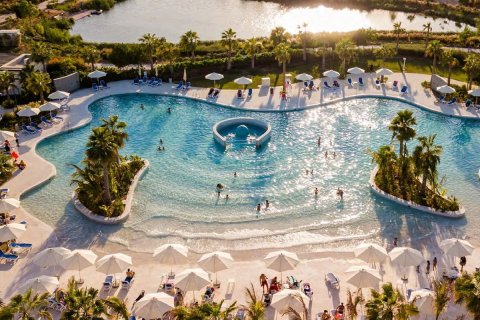 Villa en Dubai, 8 dormitorios, 853.5 m², № 84693 - foto 7