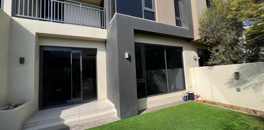 Villa à Dubai Hills Estate, Dubai, 4 chambres, 201.5 m², № 84692